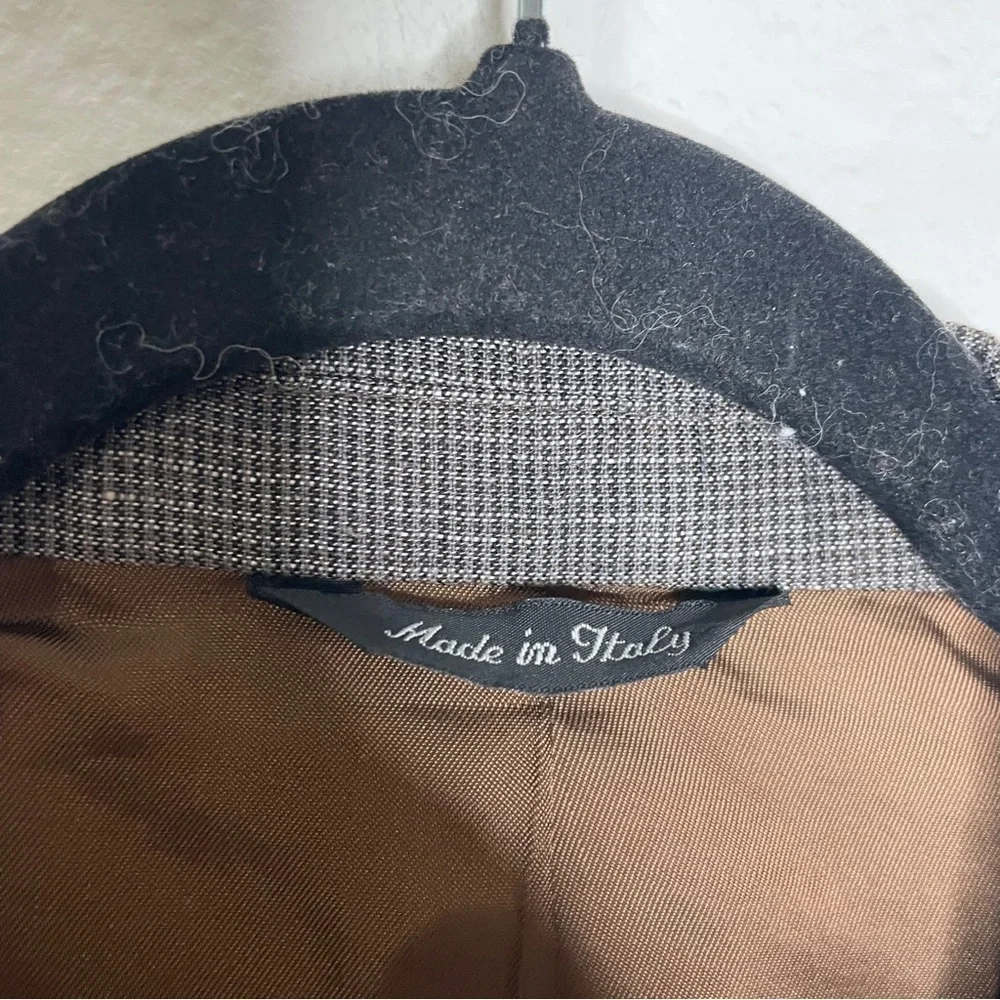 Yves Saint Laurent 100% Wool Mens Blazer Sport Coat Business Career Wear